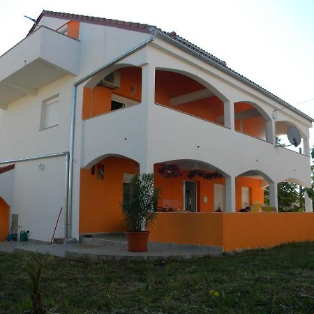 Apartmani Livk Debeljak Εξωτερικό φωτογραφία