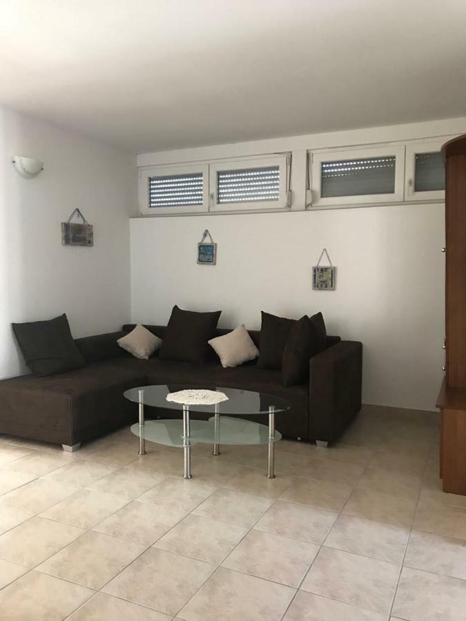 Apartmani Livk Debeljak Εξωτερικό φωτογραφία